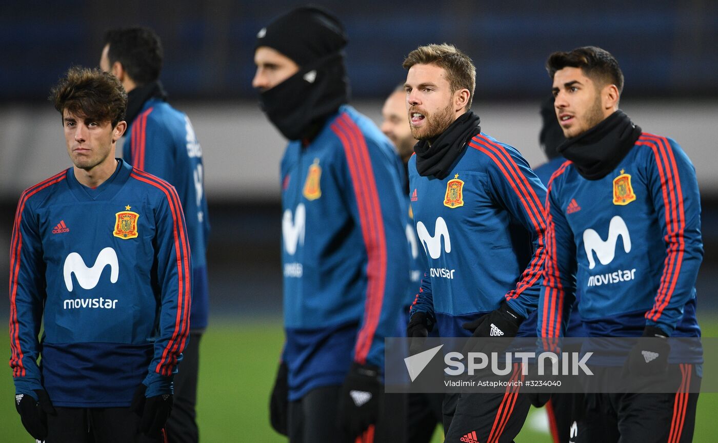 Spanish national football team holds training session