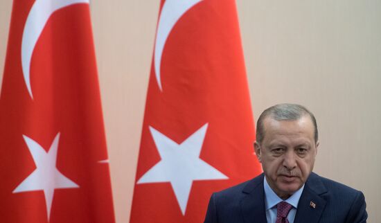 President Vladimir Putin meets with Turkish President Recep Tayyip Erdogan