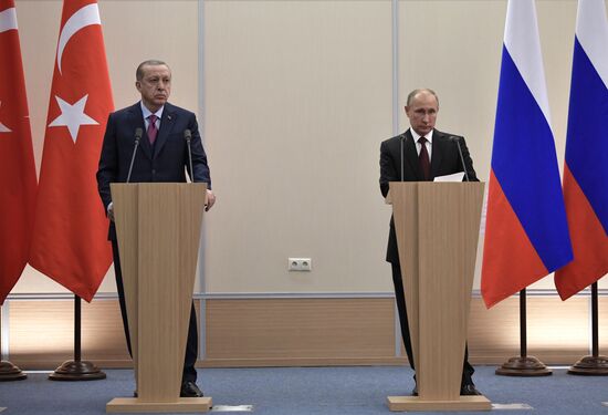 President Vladimir Putin meets with Turkish President Recep Tayyip Erdogan