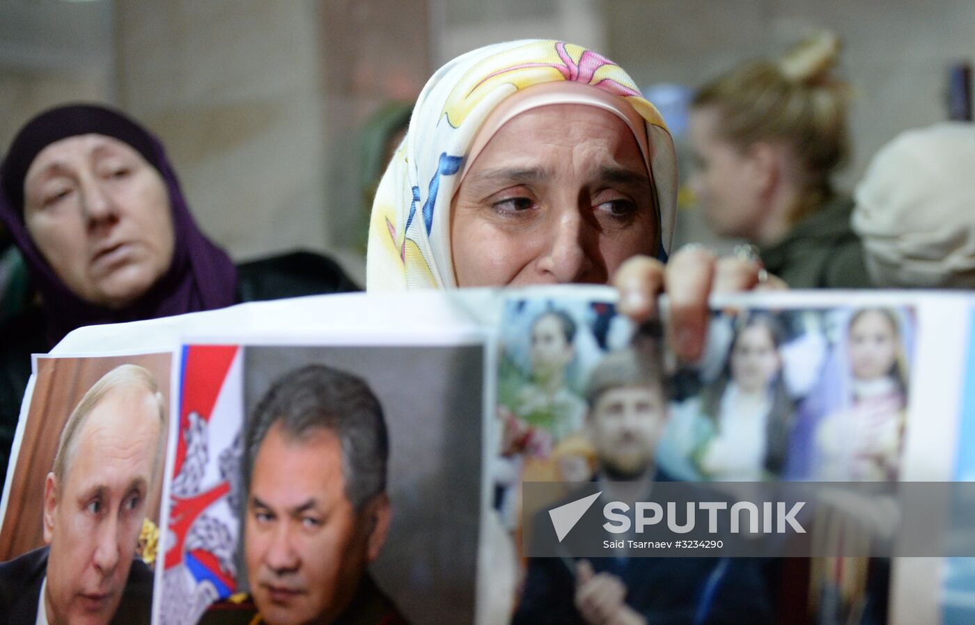 Welcoming Russian children, rescued in Syria, at Grozny Airport