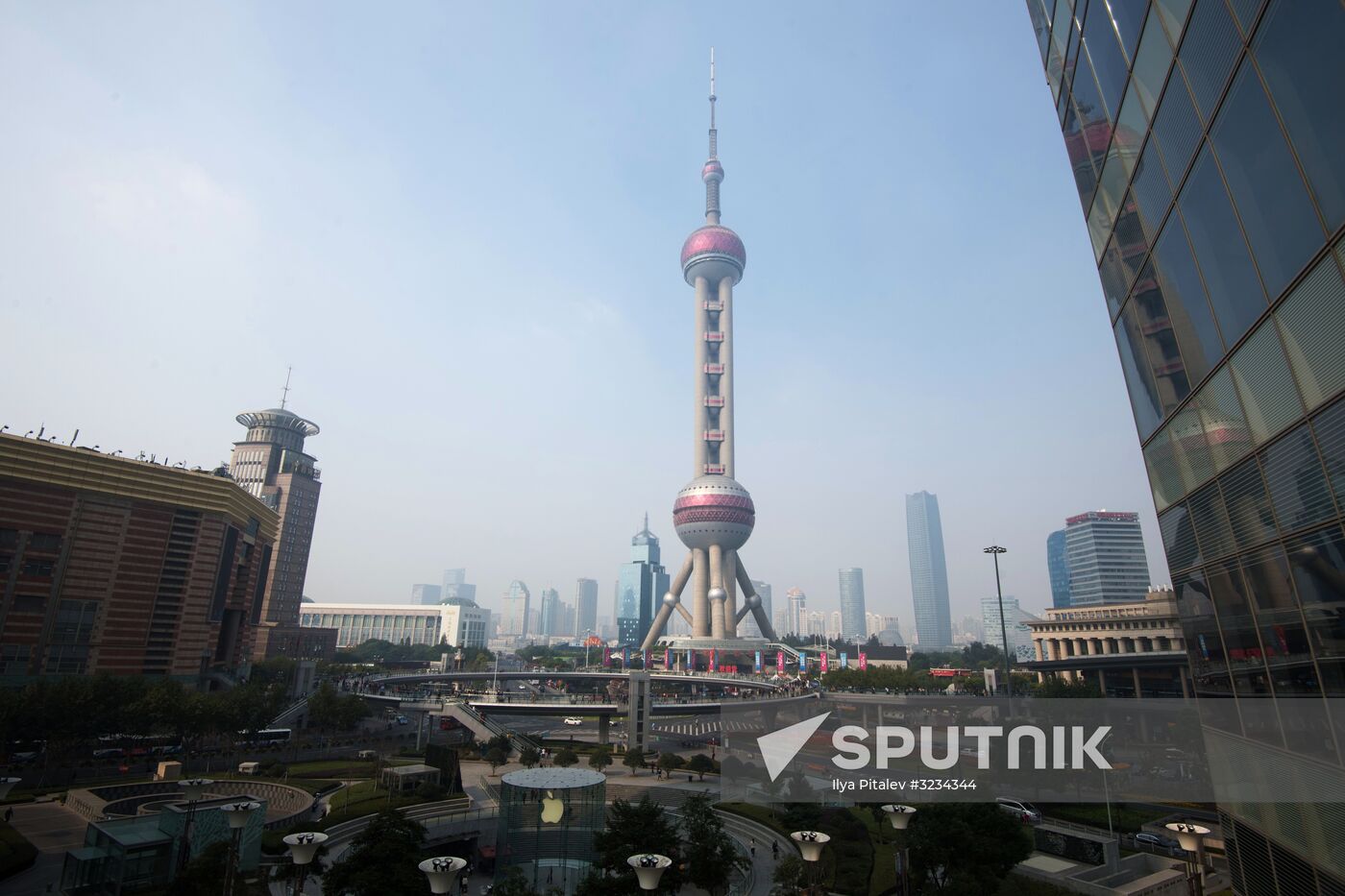 Cities of the world. Shanghai