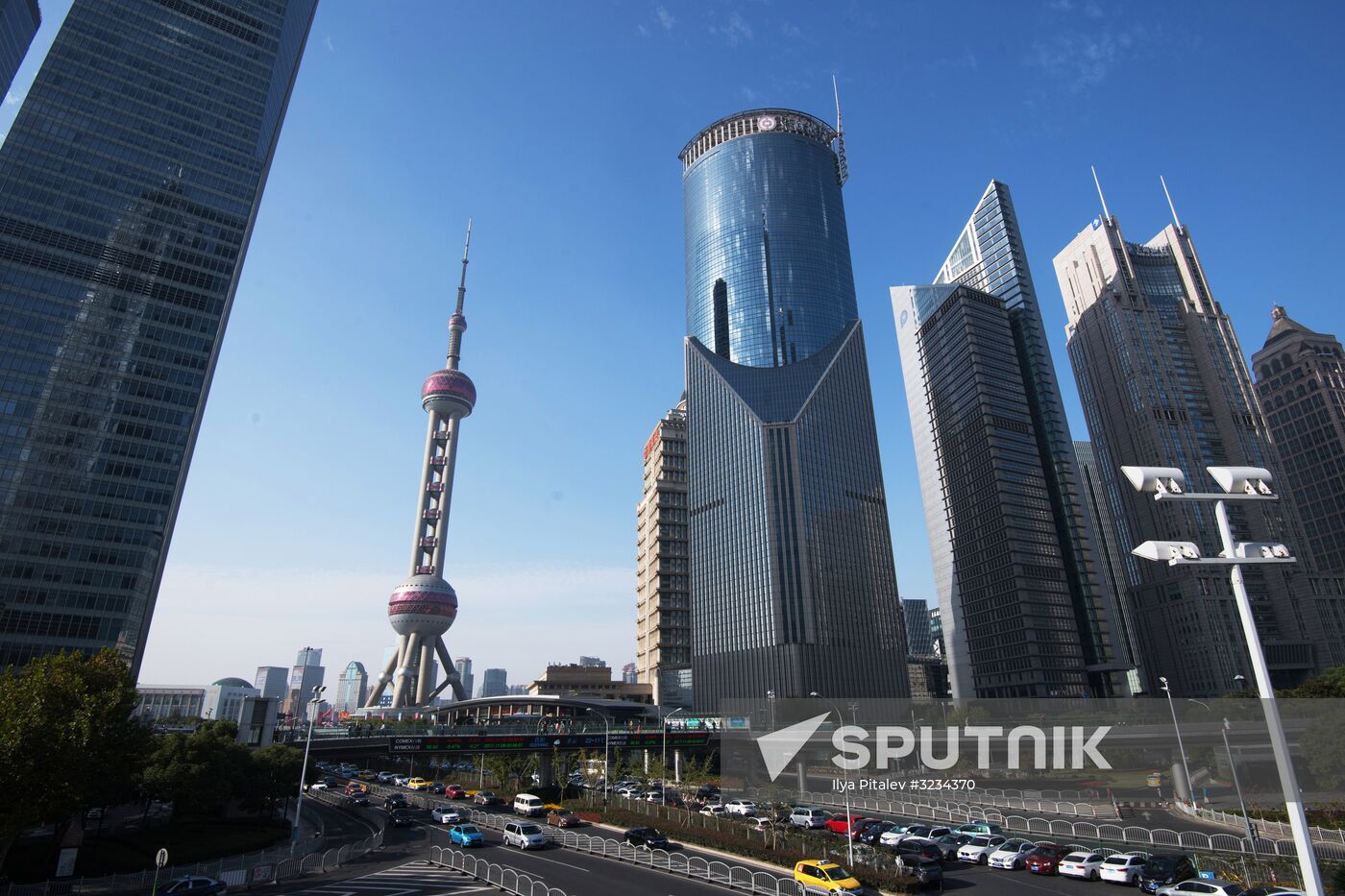 Cities of the world. Shanghai