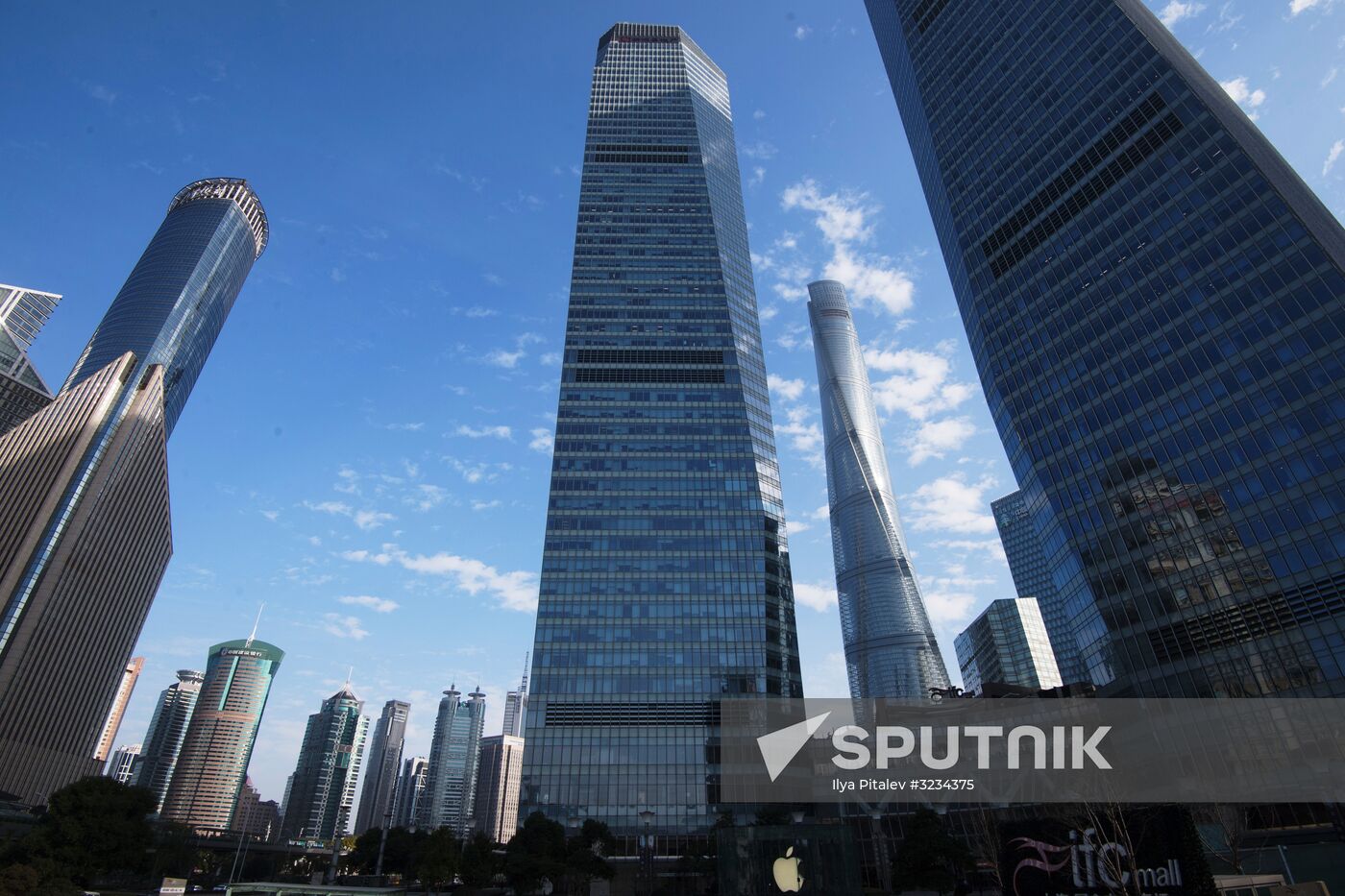 Cities of the world. Shanghai