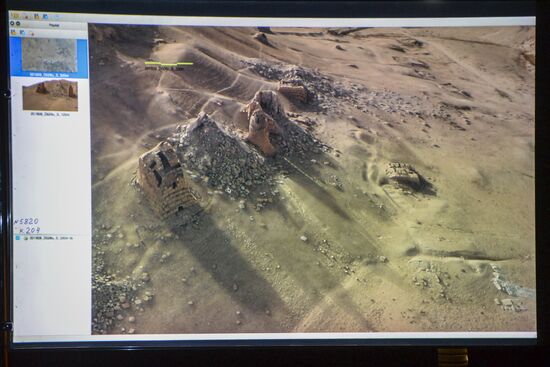 Presenting 3D model of damaged Palmyra city in St. Petersburg
