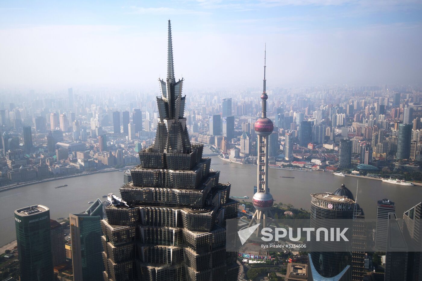 Cities of the world. Shanghai