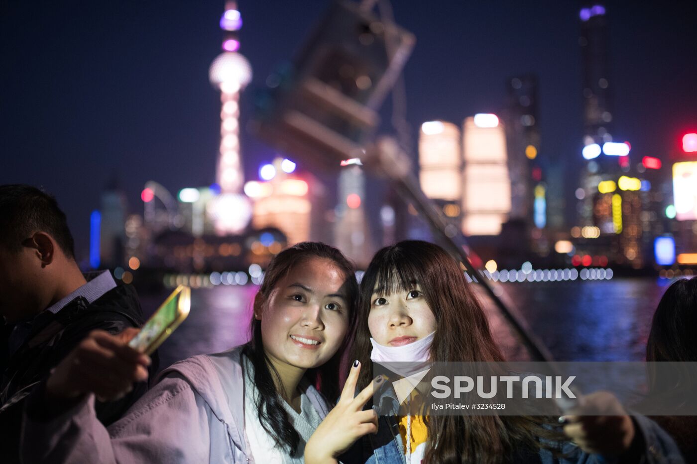 Cities of the world. Shanghai