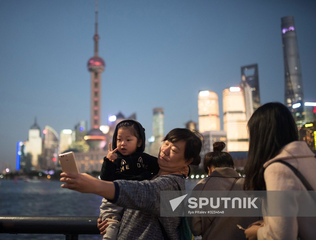 Cities of the world. Shanghai