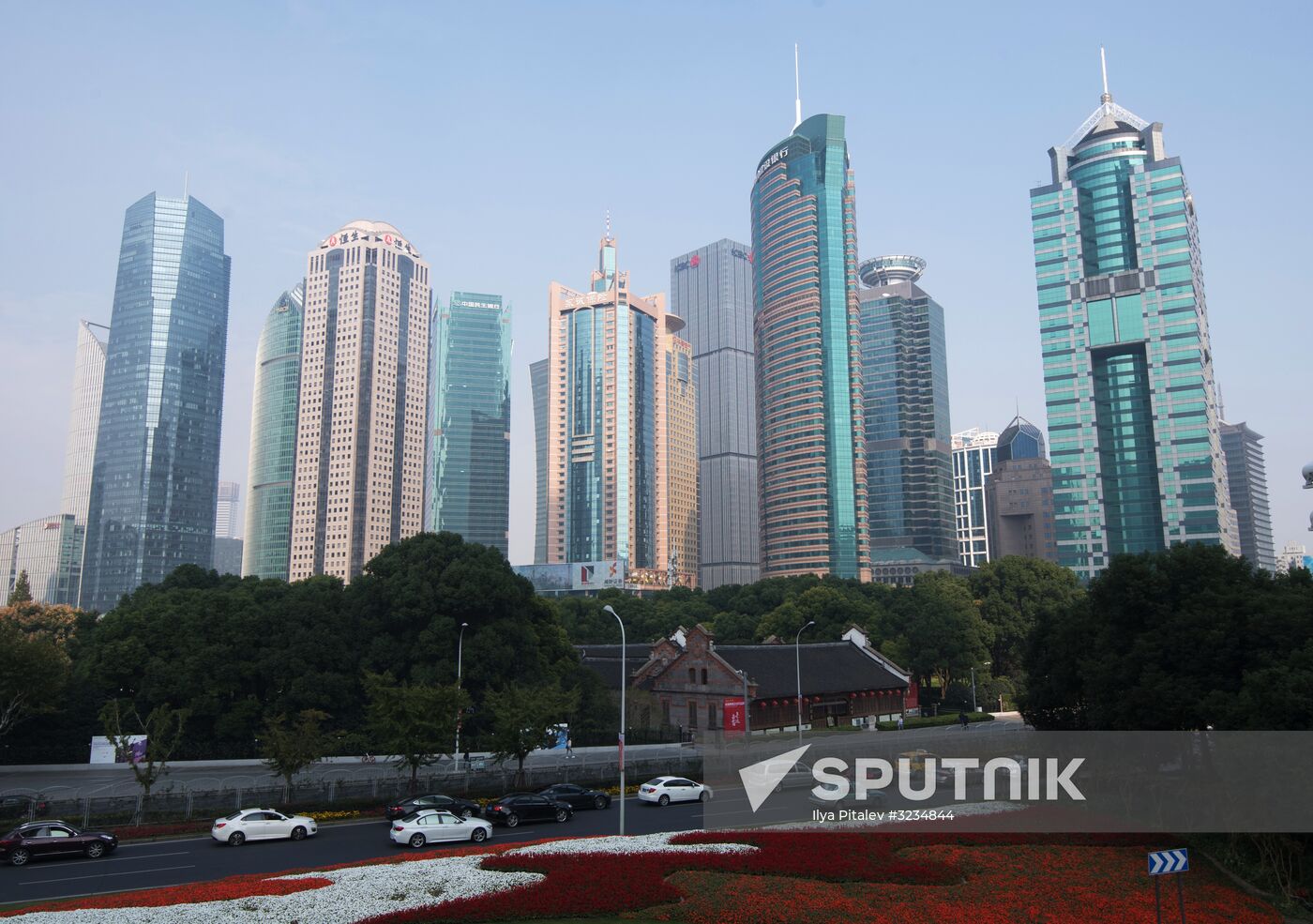 Cities of the world. Shanghai