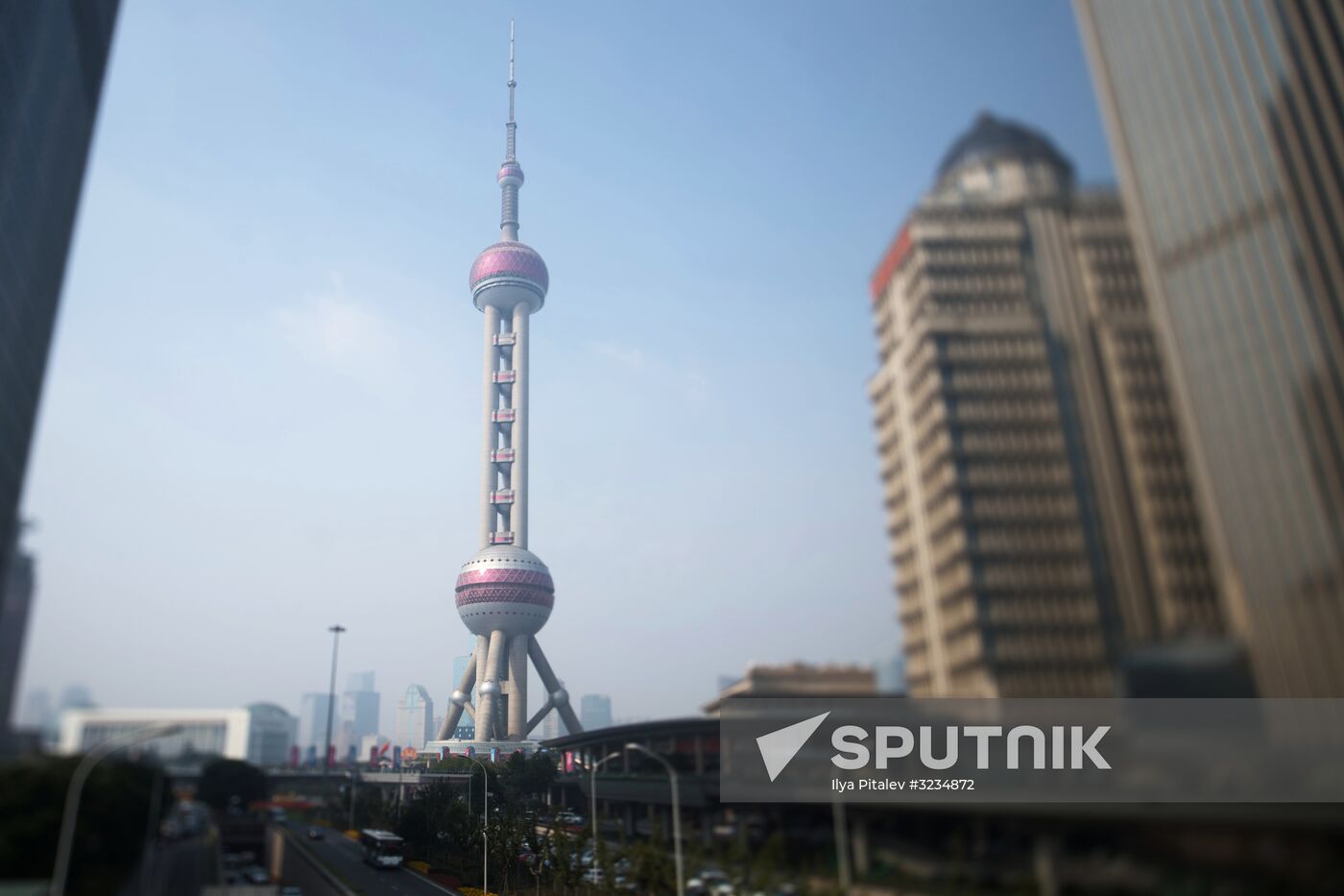 Cities of the world. Shanghai