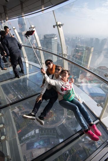 Cities of the world. Shanghai