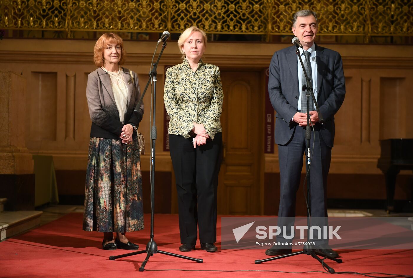 Exhibition, National Treasures of Russia. The 50th Anniversary of the Diamond Fund Exhibition