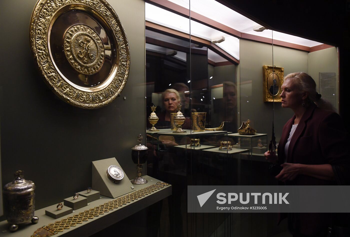 "National Treasures of Russia. The 50th Anniversary of the Diamond Fund" exhibition
