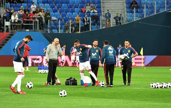 Football. Friendly match between Russia and Spain