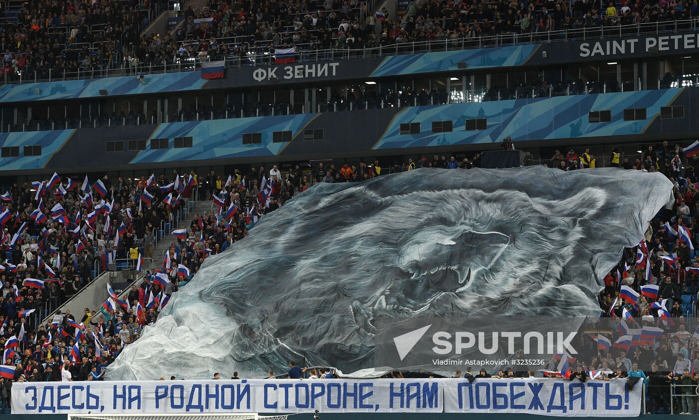 Football. Friendly match between Russia and Spain