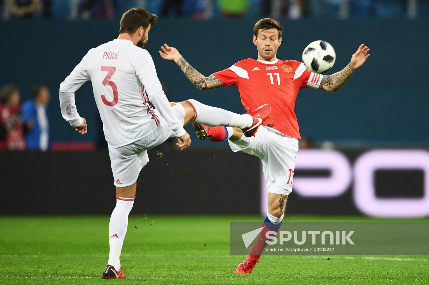 Football. Friendly match between Russia and Spain