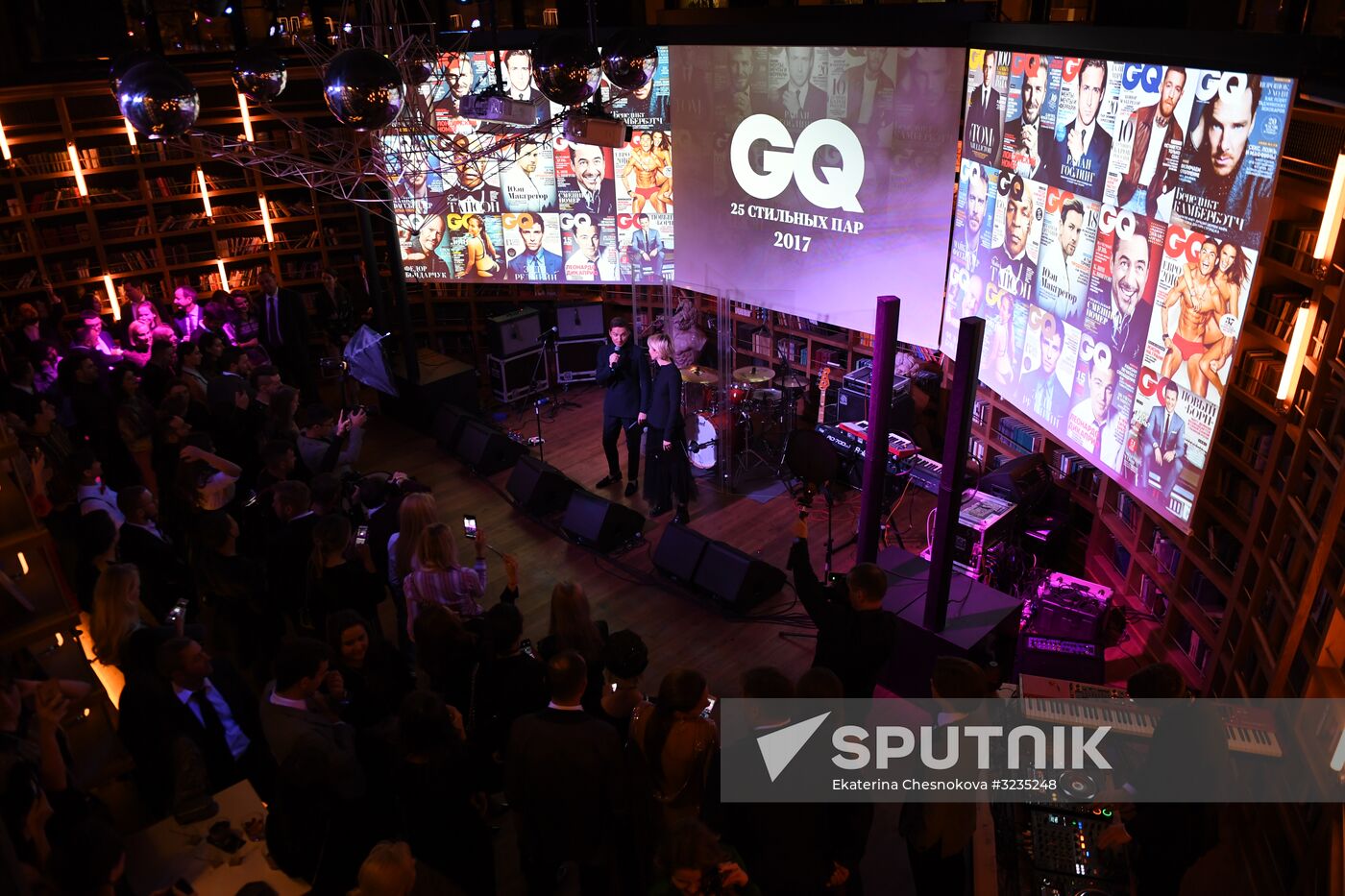 Cocktail party after GQ TOP 25 Most Stylish Couples Awards