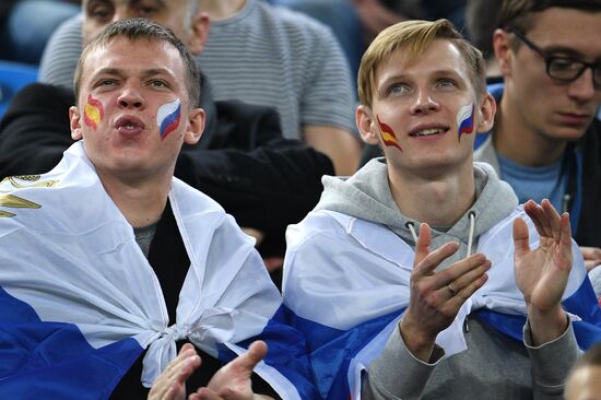 Football. Friendly match between Russia and Spain