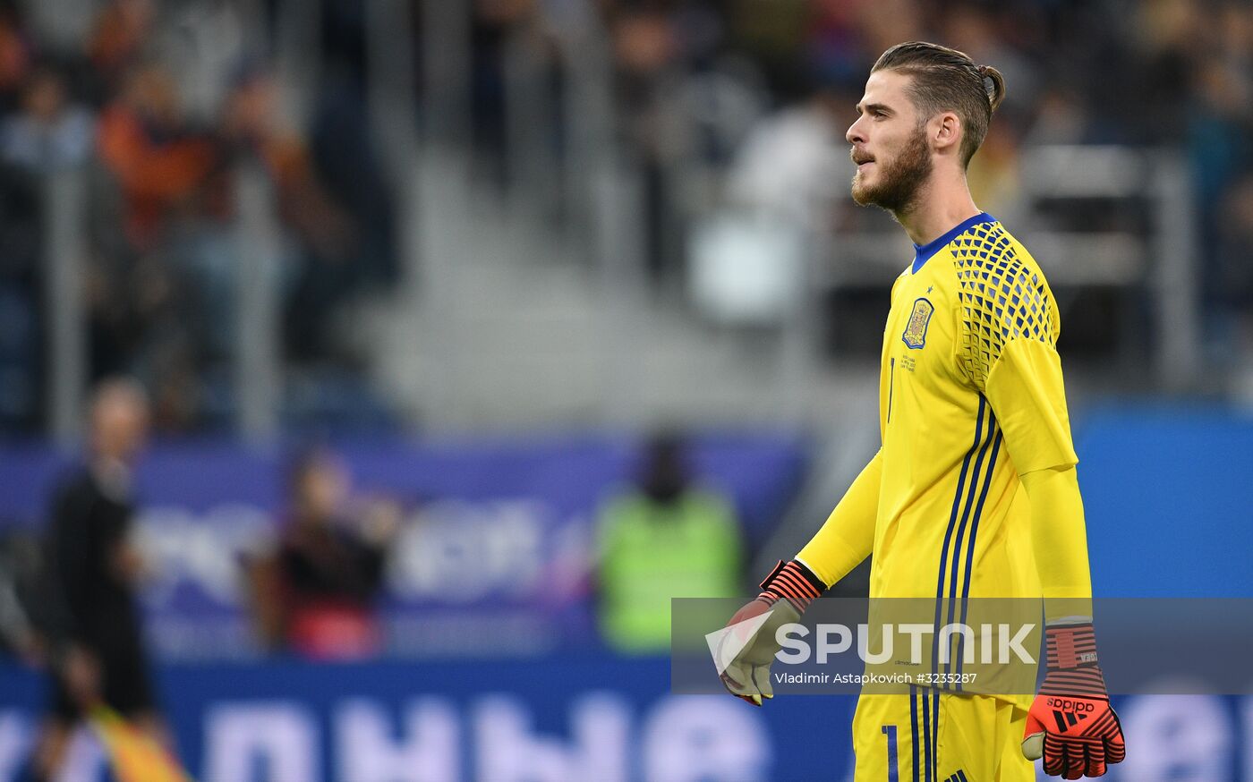 Football. Friendly match between Russia and Spain