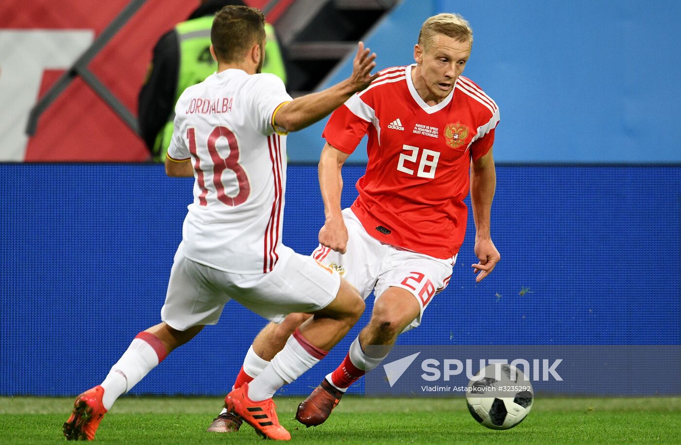 Football. Friendly match between Russia and Spain