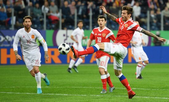 Football. Friendly match between Russia and Spain