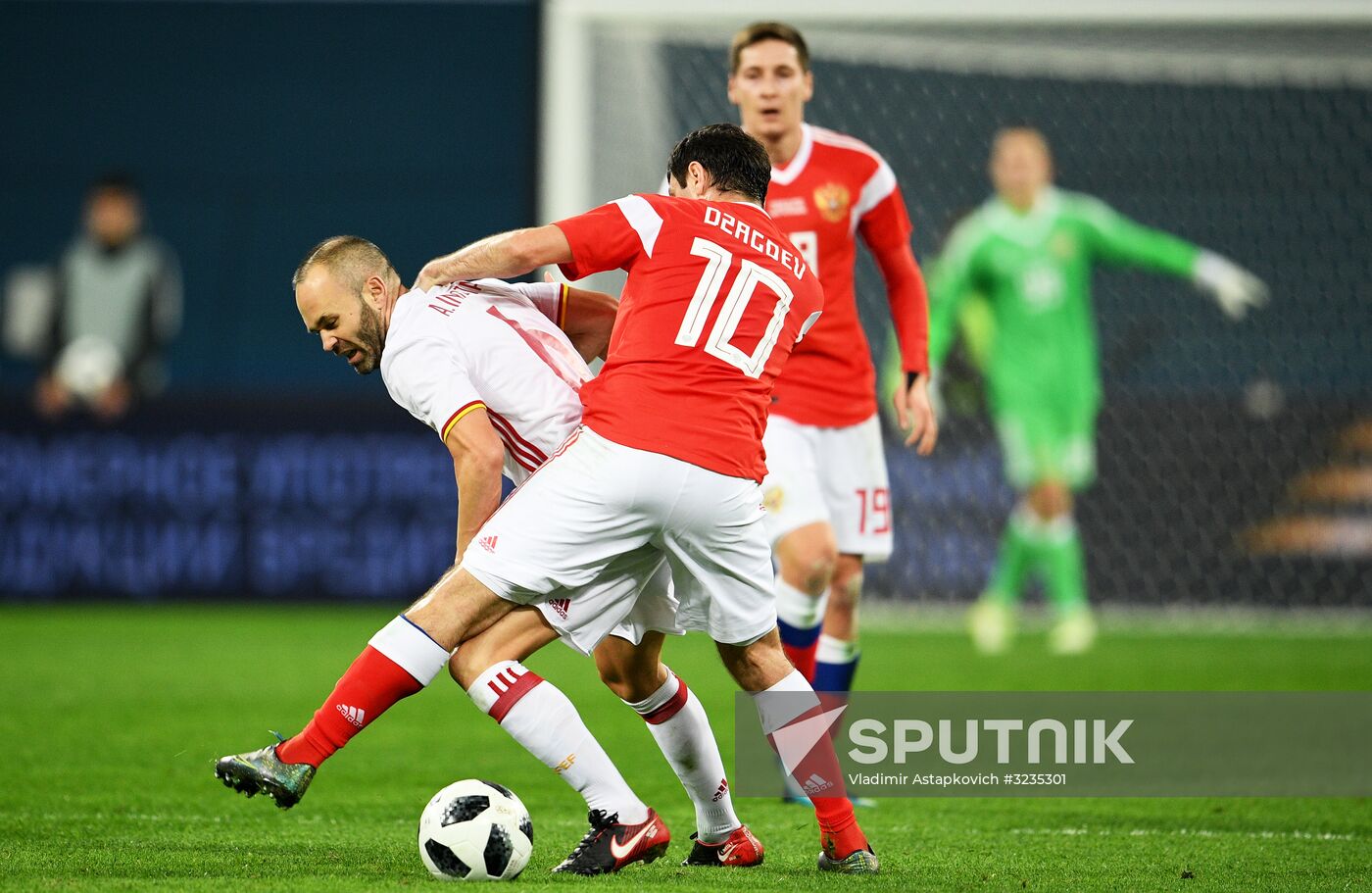 Football. Friendly match between Russia and Spain