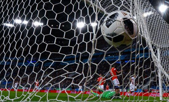 Football. Friendly match between Russia and Spain