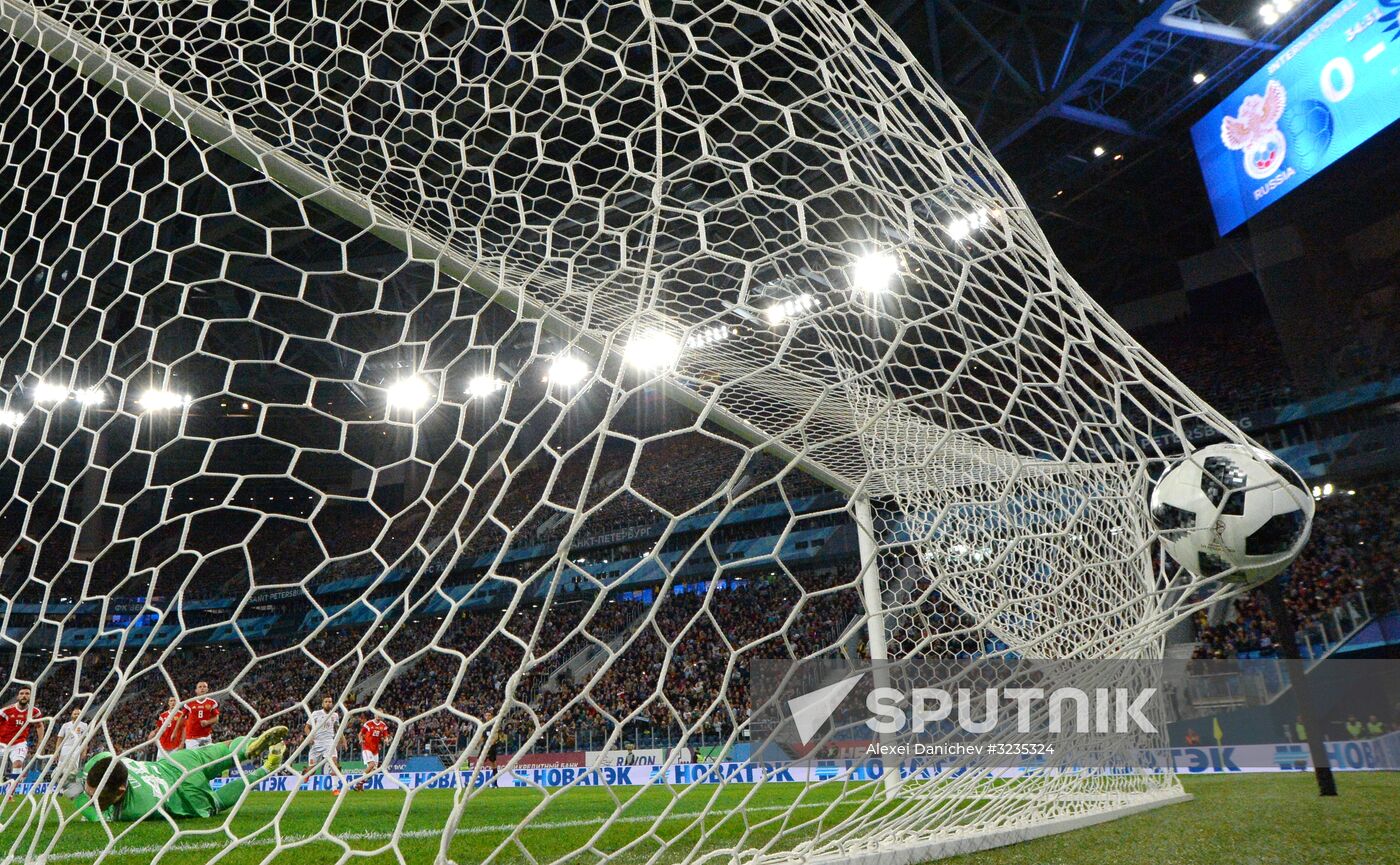 Football. Friendly match between Russia and Spain