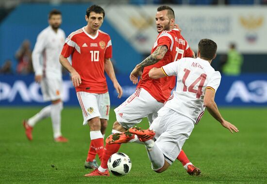 Football. Friendly match between Russia and Spain