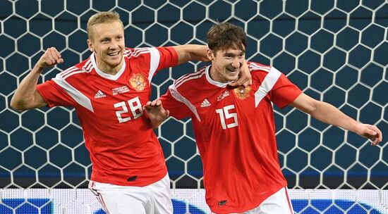 Football. Friendly match between Russia and Spain