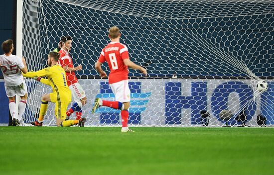 Football. Friendly match between Russia and Spain