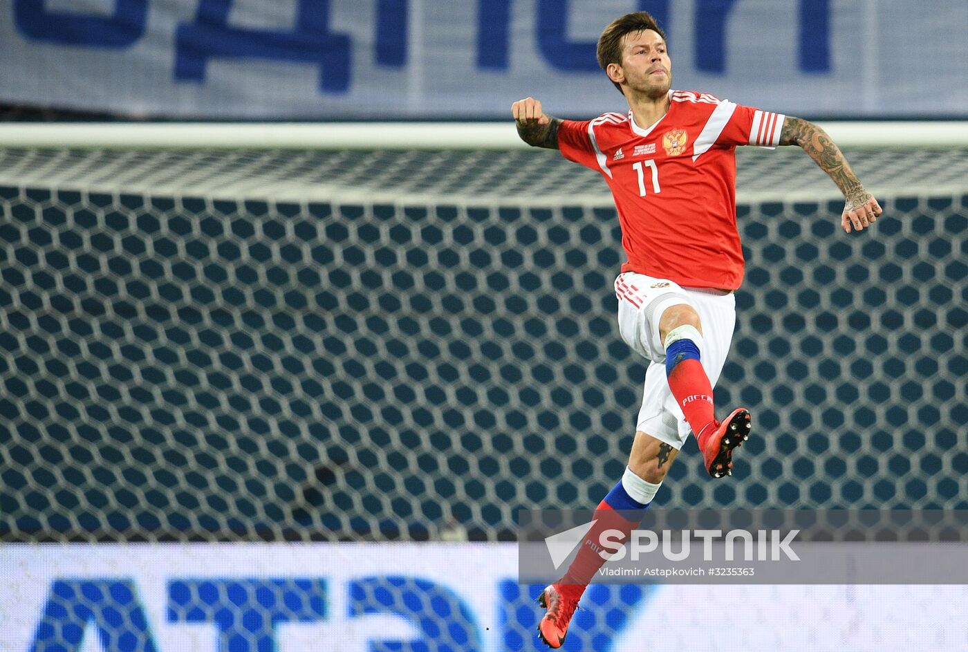 Football. Friendly match between Russia and Spain