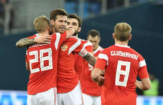 Football. Friendly match between Russia and Spain