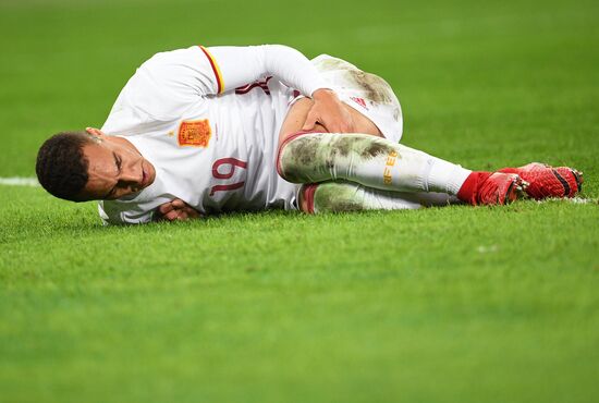 Football. Friendly match between Russia and Spain