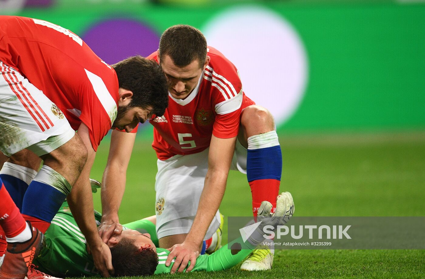 Football. Friendly match between Russia and Spain