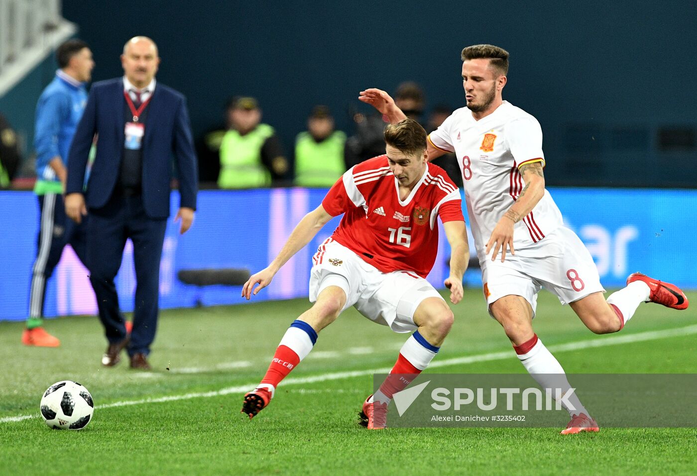 Football. Friendly match between Russia and Spain