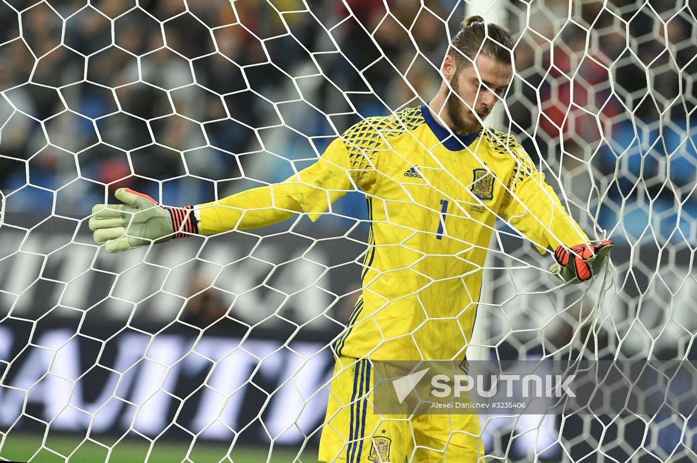 Football. Friendly match between Russia and Spain