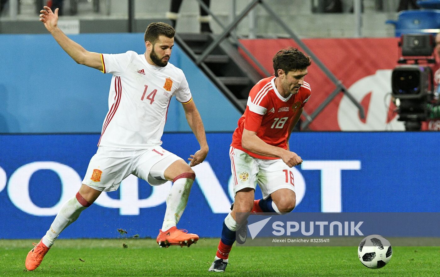 Football. Friendly match between Russia and Spain