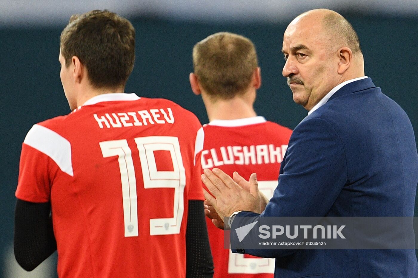 Football. Friendly match between Russia and Spain