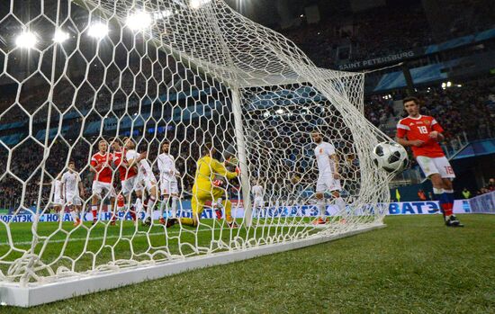 Football. Friendly match between Russia and Spain