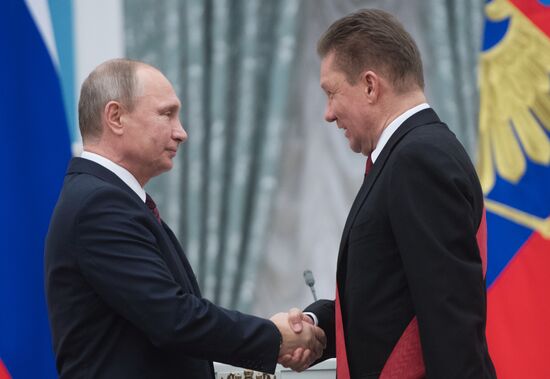 President Vladimir Putin presents state awards in Kremlin
