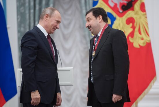 President Vladimir Putin presents state awards in Kremlin