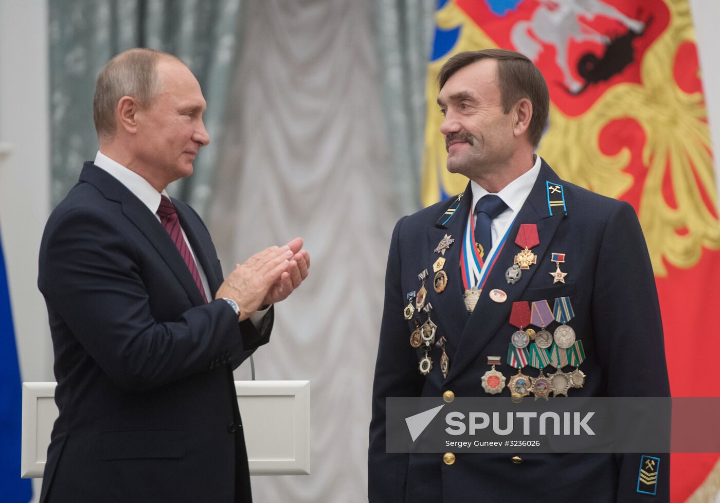 President Vladimir Putin presents state awards in Kremlin
