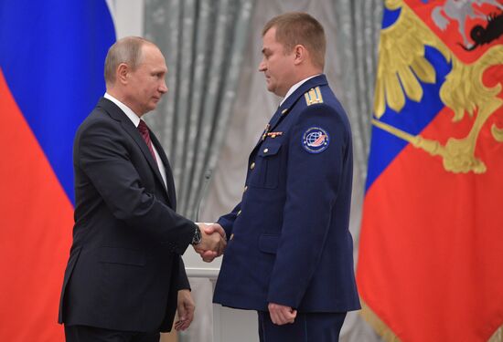 President Vladimir Putin presents state awards in Kremlin