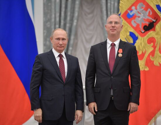 President Vladimir Putin presents state awards in Kremlin