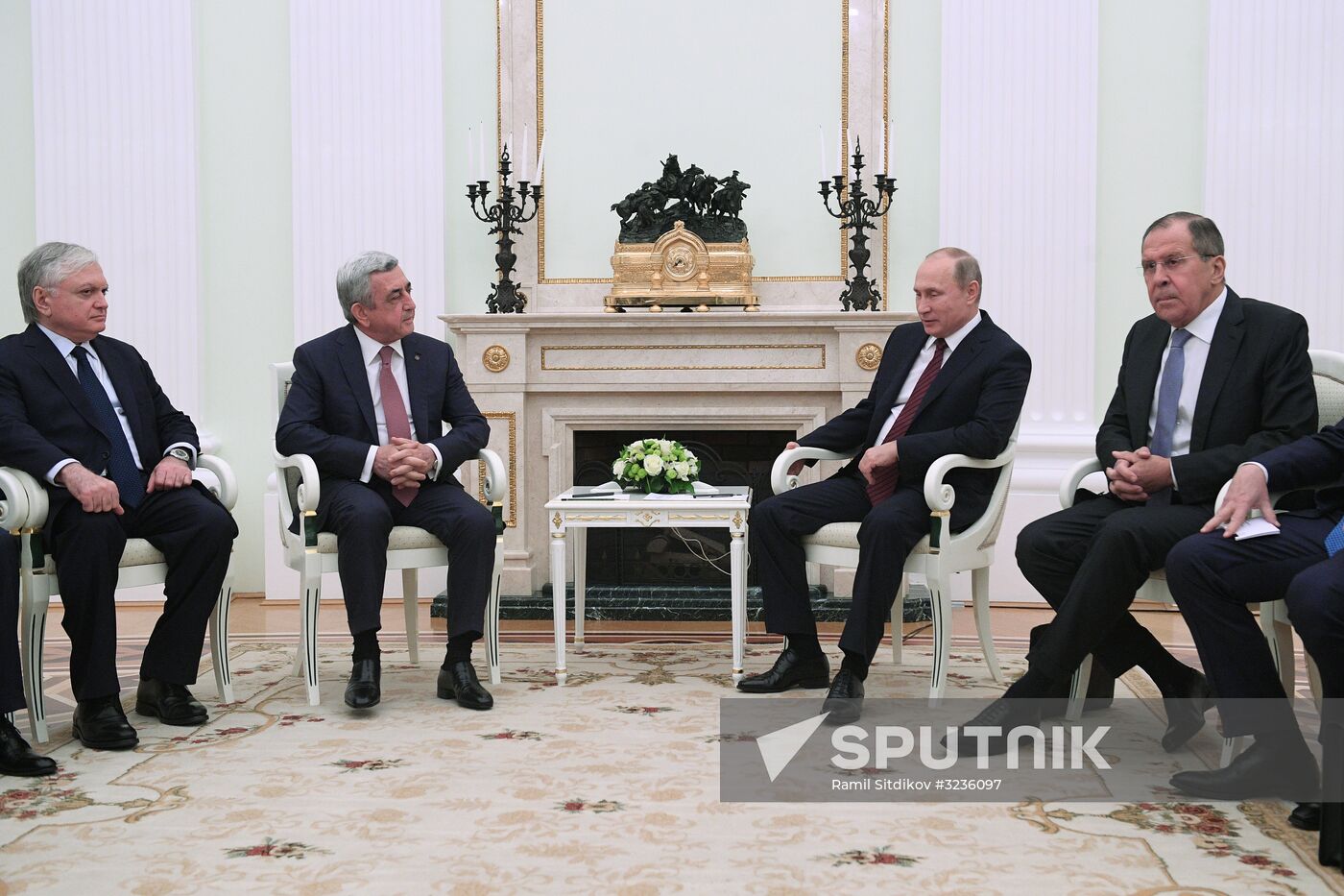 President Vladimir Putin meets with Armenian President Serzh Sargsyan