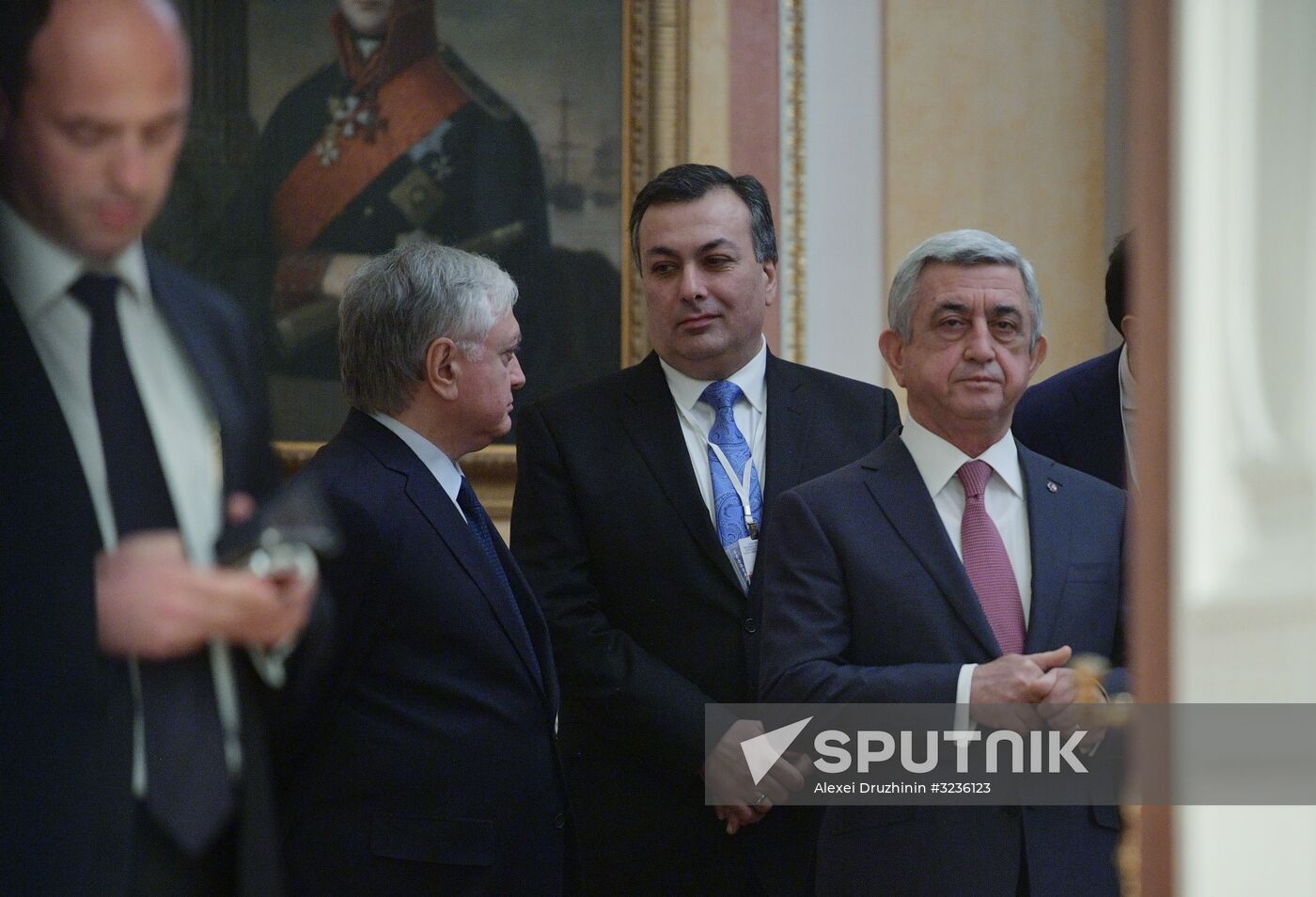 President Vladimir Putin meets with Armenian President Serzh Sargsyan