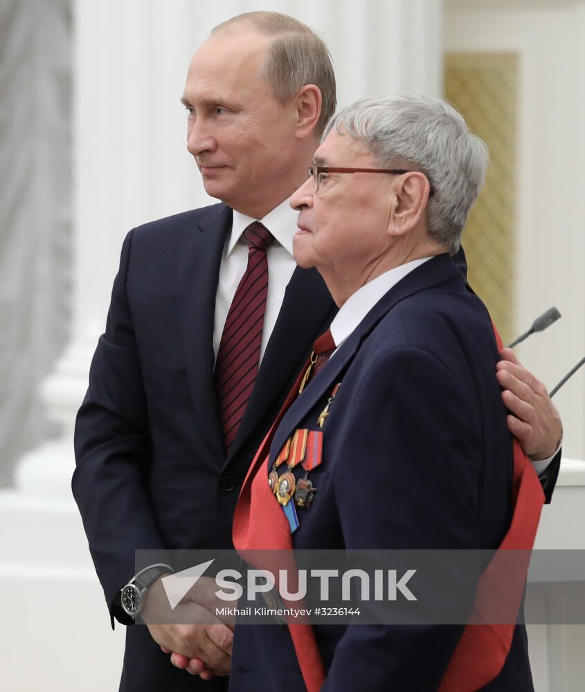 President Vladimir Putin presents state awards in Kremlin