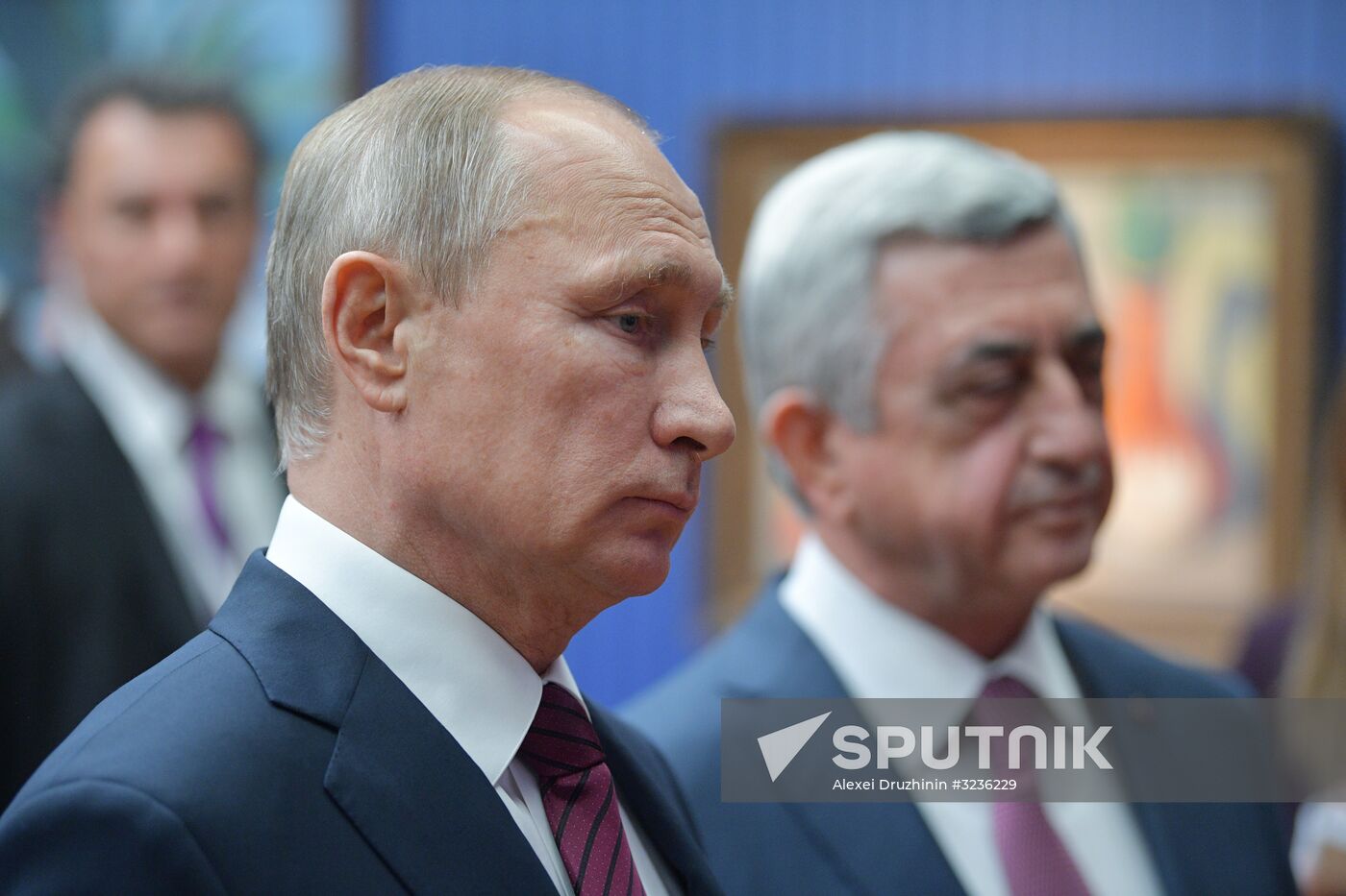 President Vladimir Putin meets with Armenian President Serzh Sargsyan