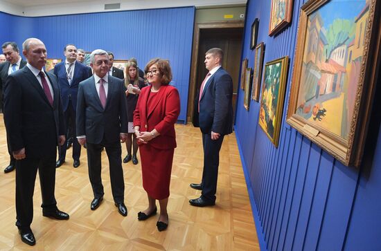 President Vladimir Putin meets with Armenian President Serzh Sargsyan