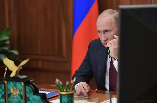 Vladimir Putin holds telephone conversation with heads of DPR and LPR Alexander Zakharchenko and Igor Plotnitsky